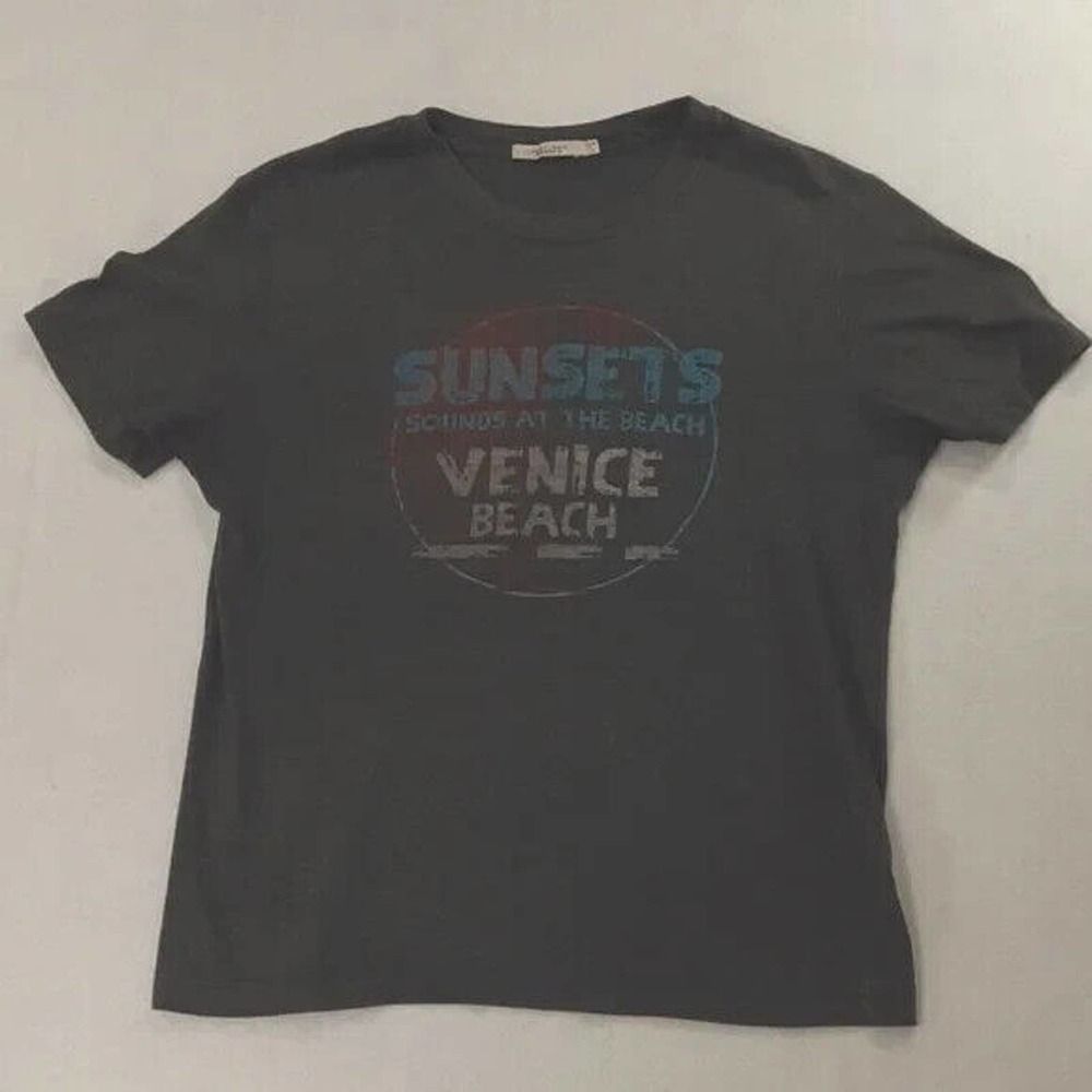 Abbot Main Size Large T-shirt